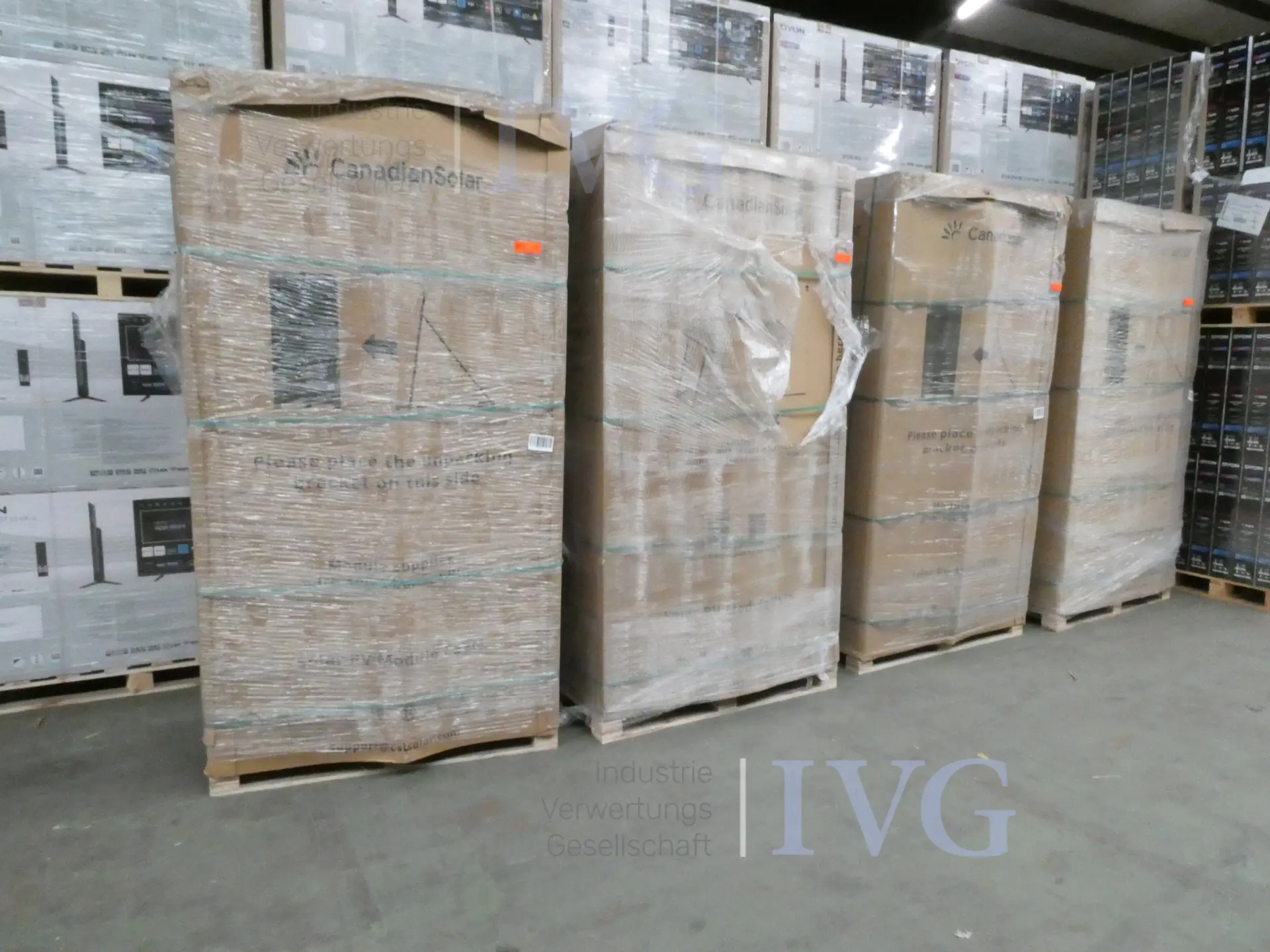 Photovoltaikmodule CANADIAN SOLAR TOPHiKu7 CS7N-700TB-AG